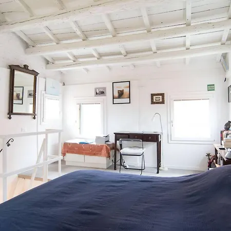 One Bedroom With Wifi At * Venedik
